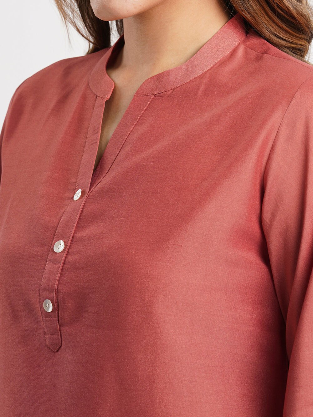 Red Solid Poly Chinon Straight Top - Image 4
