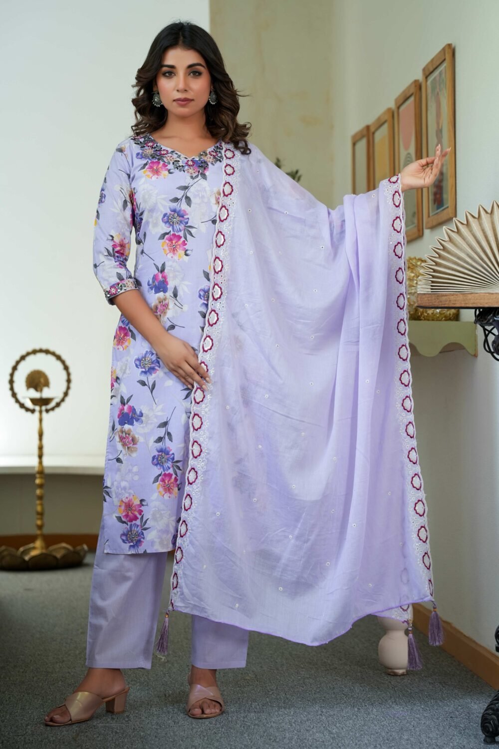 Soft Floral Printed Straight Kurta Set in Light Lavender Pure Cotton for Subtle Elegance - Image 4