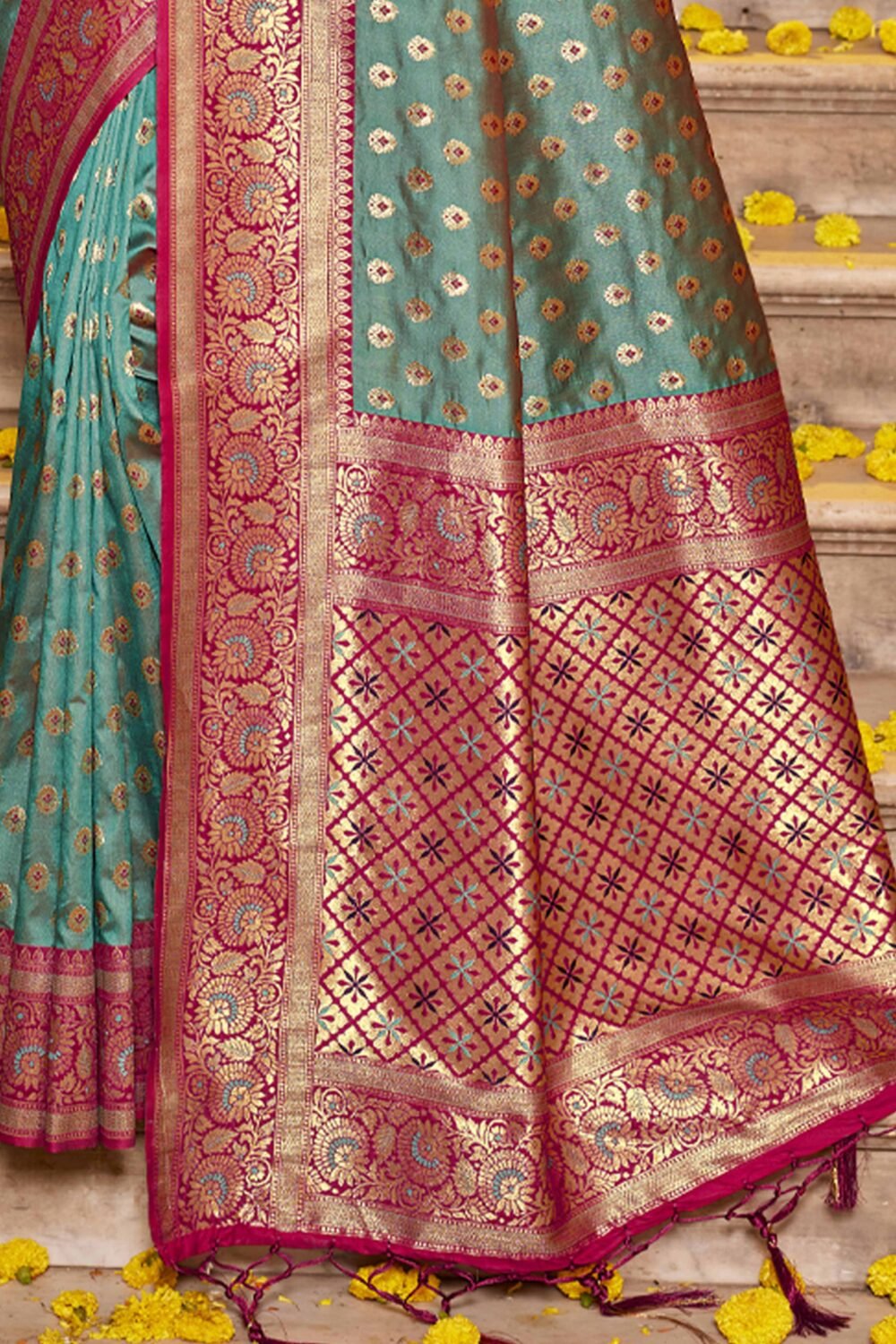 Teal Green Banarasi Silk Saree Featuring Intricate Floral Weaving & Elegant Tassel Pallu - Image 4