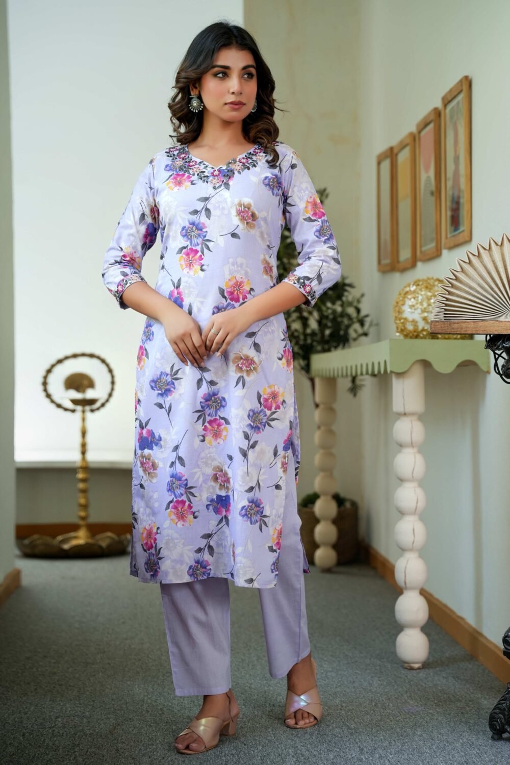 Soft Floral Printed Straight Kurta Set in Light Lavender Pure Cotton for Subtle Elegance - Image 5
