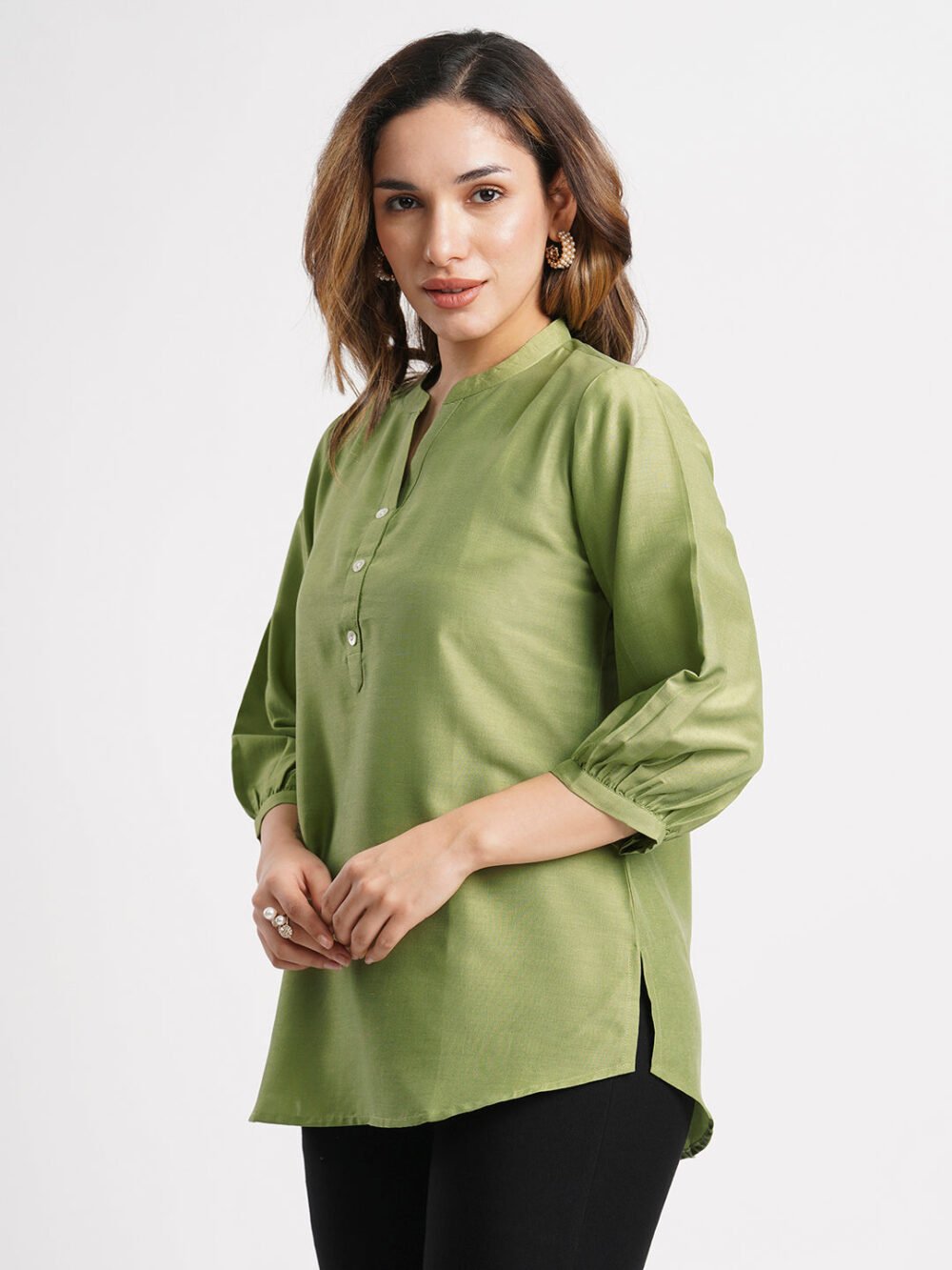 Green Solid Poly Chinon Straight Top - Image 5