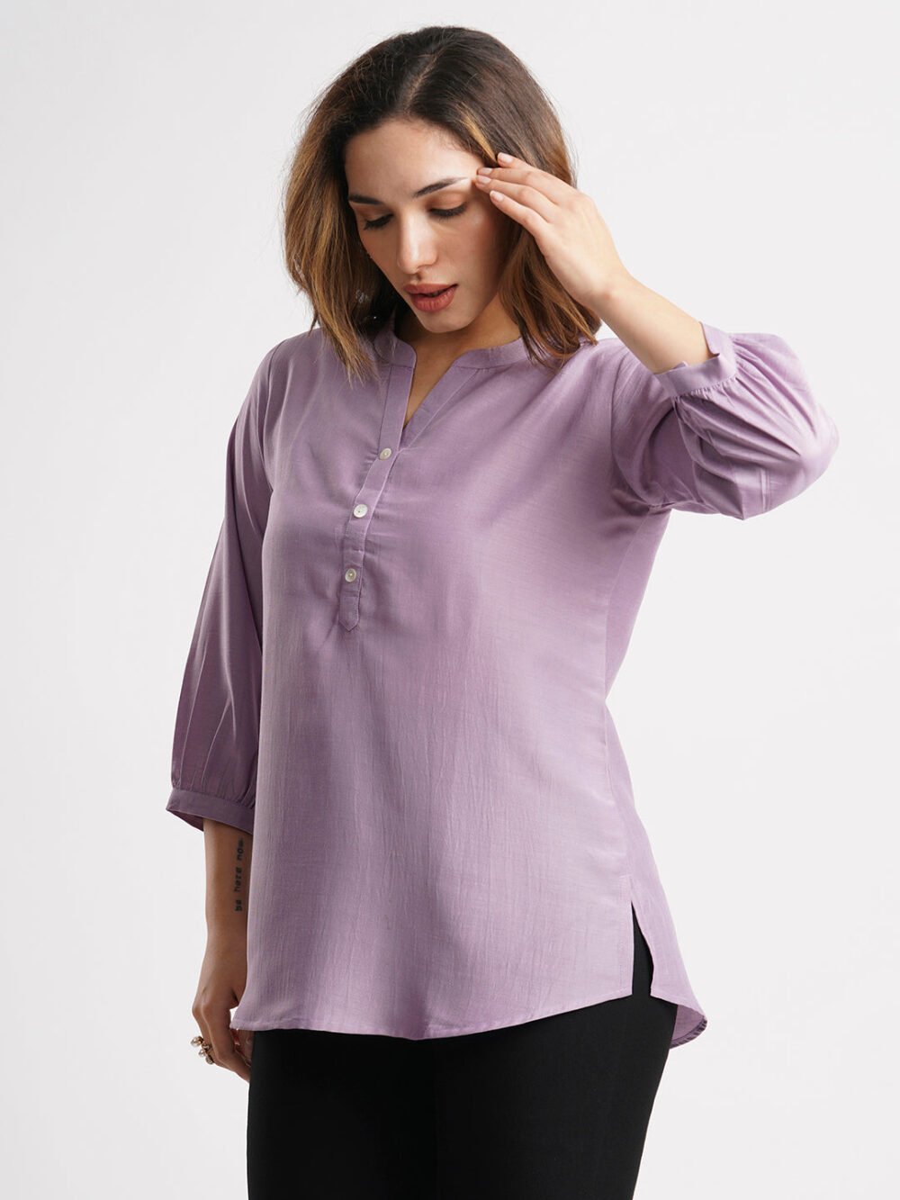 Lavender Solid Poly Chinon Straight Top - Image 5