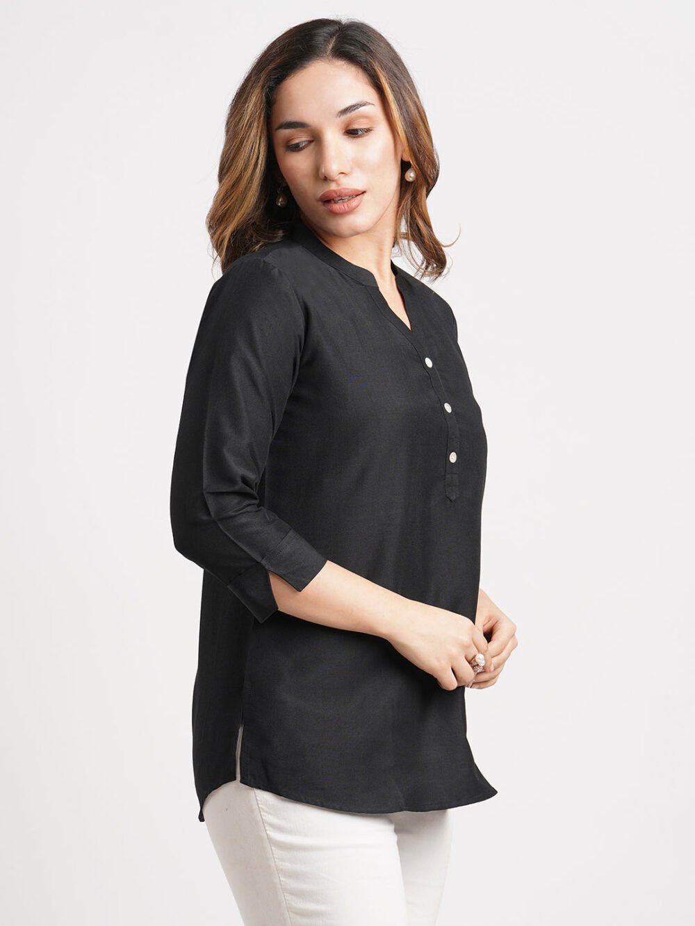 Black Solid Poly Chinon Straight Top - Image 6