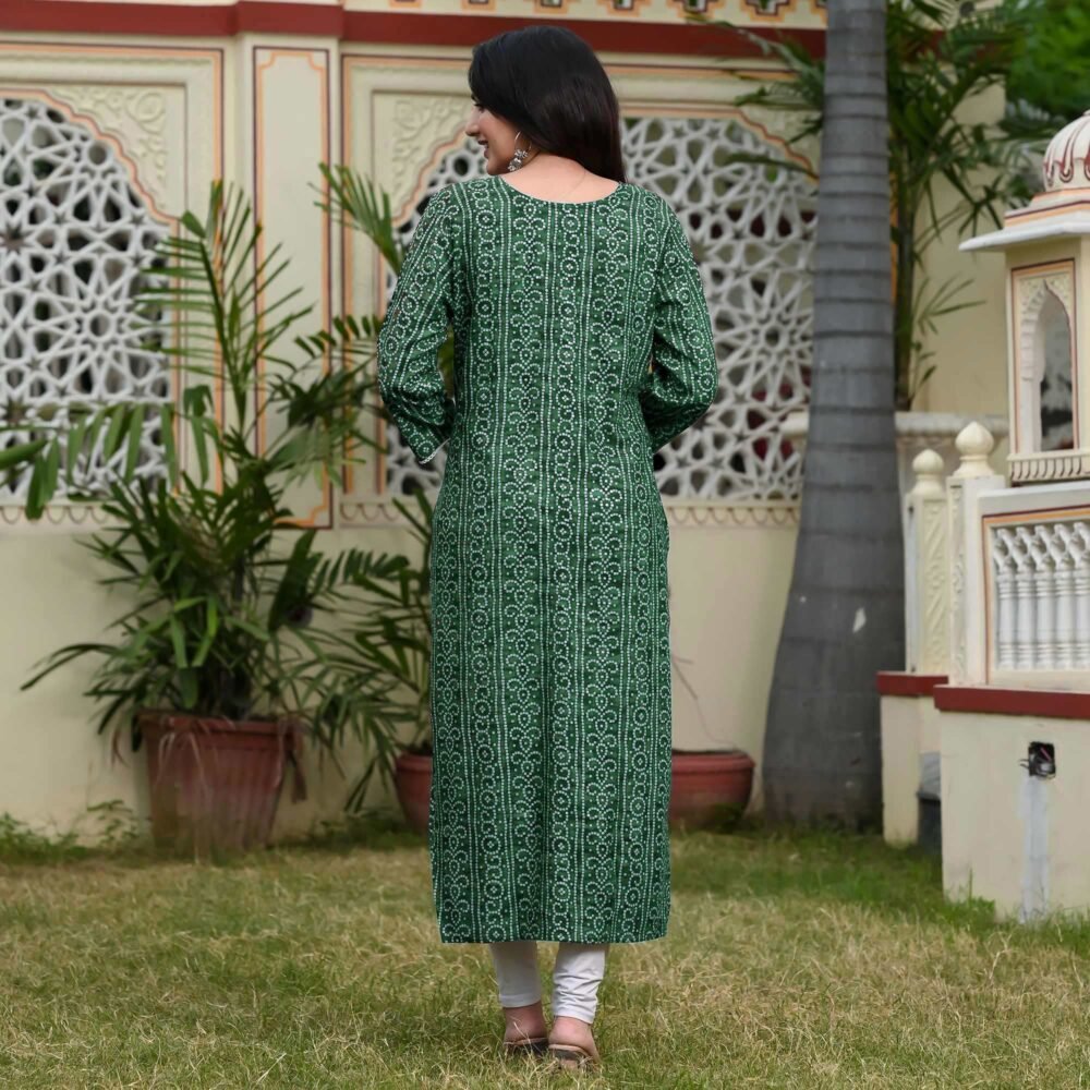 Green Foil Bandhani Printed With Embroidered Rayon Kurti - Image 5