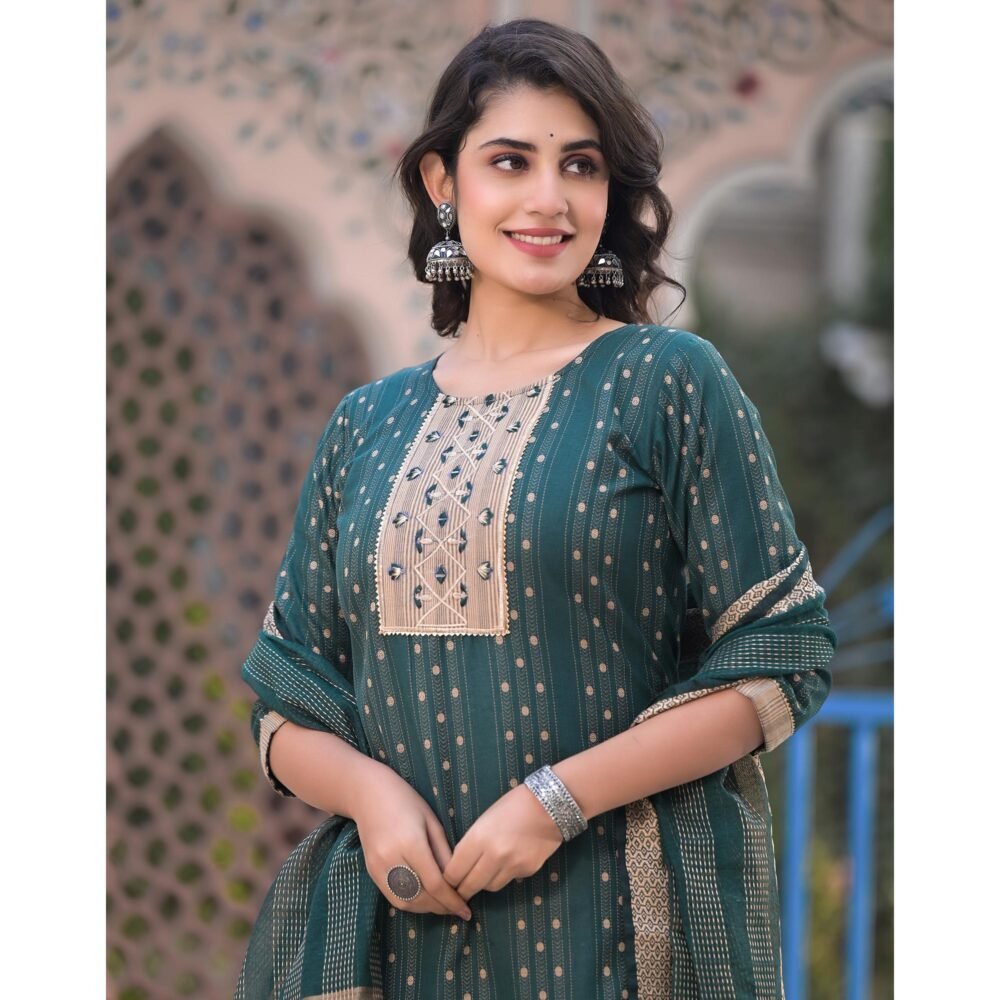 Green Woven Pure Cotton Straight Salwar Suit - Image 3