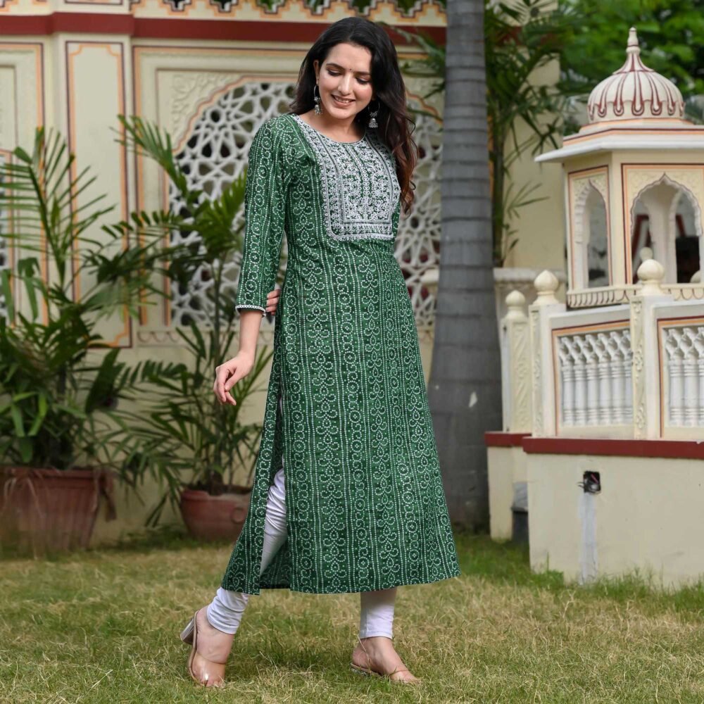 Green Foil Bandhani Printed With Embroidered Rayon Kurti - Image 6