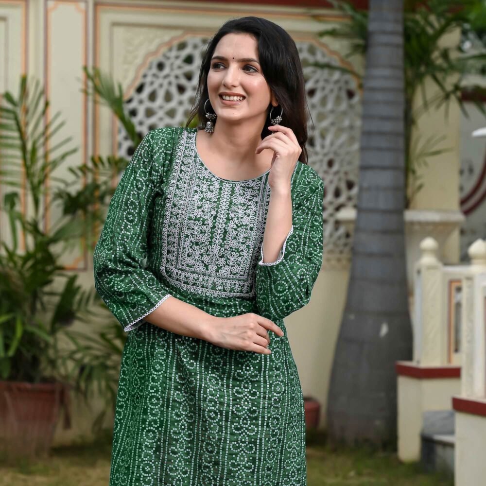 Green Foil Bandhani Printed With Embroidered Rayon Kurti - Image 7