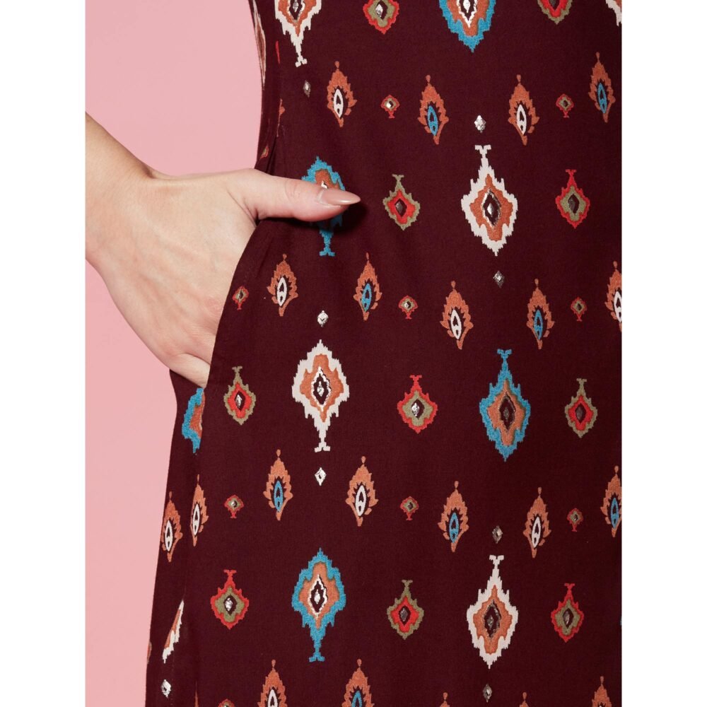Maroon Ikkat Printed Rayon Straight Kurti - Image 4
